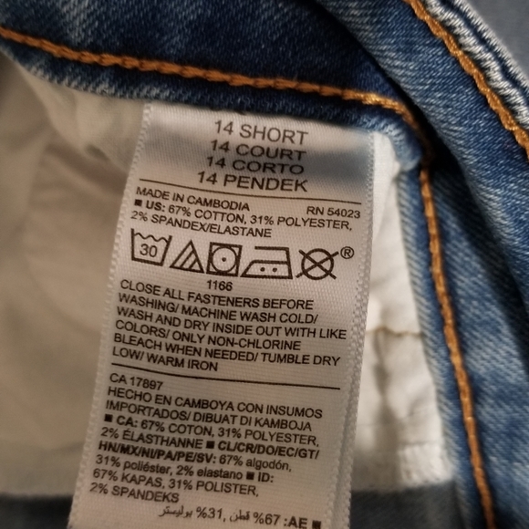 Old Navy Kicker Boot-Cut Jeans. Size 14Short - Picture 5 of 5